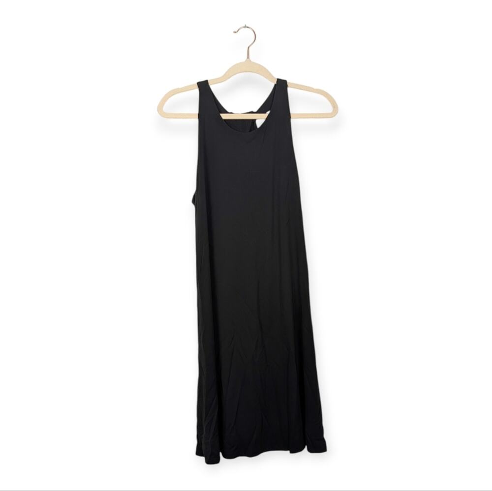 CeCe Shift Dress M Black Sleeveless Minimalist Classic Workwear Casual